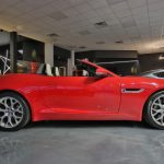 Vue de profil d'une Jaguar FType rouge 2018 - EXO Automobiles