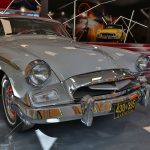 Vue d'ensemble d'une Studebaker commander 1955 grise - EXO Automobiles