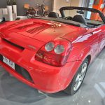 toyota mr2 spyder rouge vue arrière