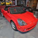 toyota mr2 spyder rouge vue d'ensemble