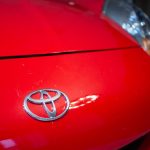 Toyota MR2 Spyder 2004 rouge - logo - EXO Automobiles